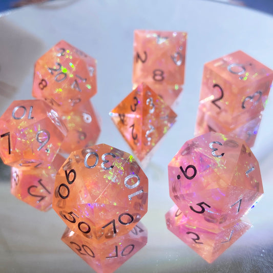 Handmade Dungeons and Dragons Dice , Resin Sharp Edges Dice D&D Dice Set